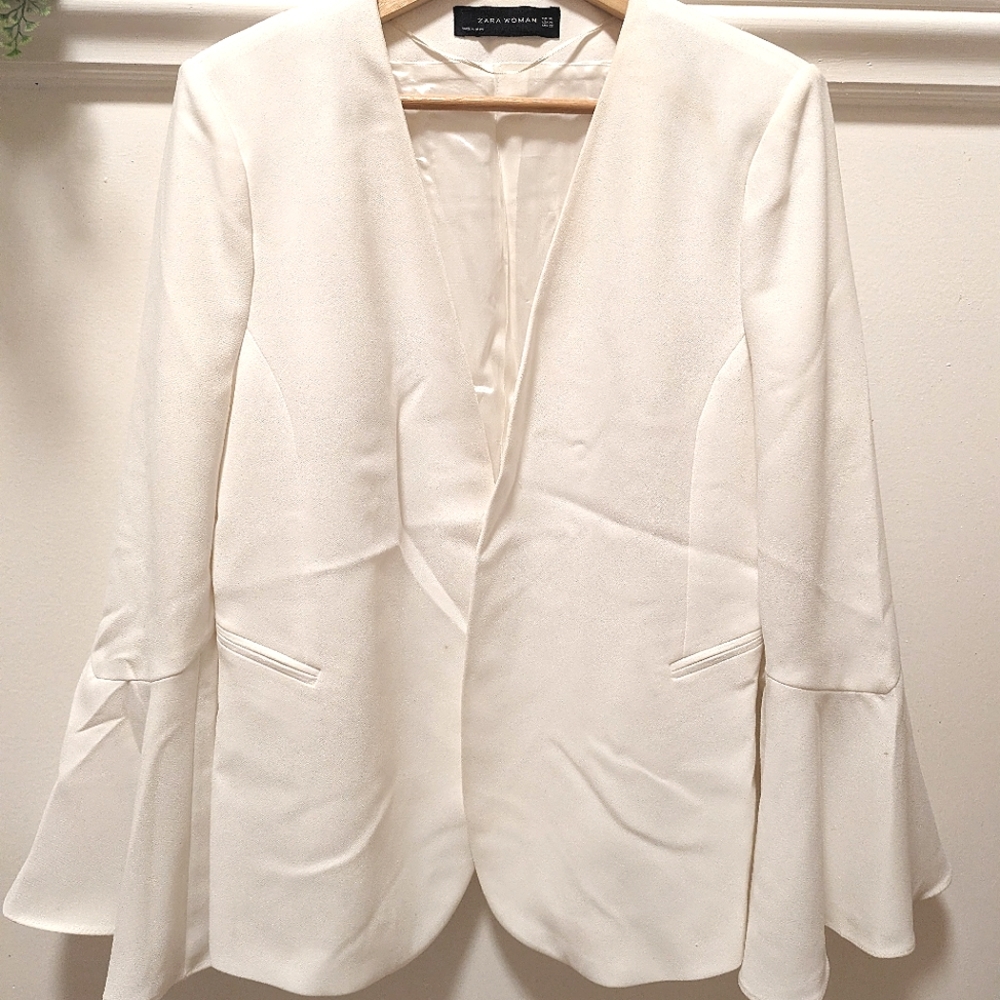 White Zara Blazer